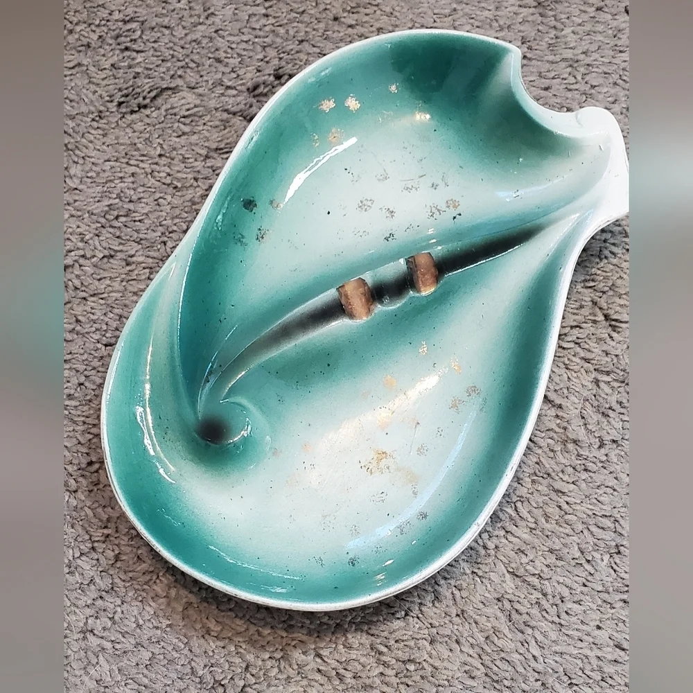 Mid Century Modern Vintage Art Deco Glazed Ceramic Ash Tray Center Piece Tray